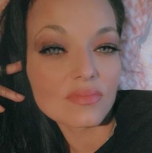 Meet your Posher, Jami